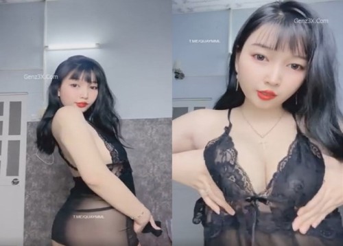 Clip Sex Em gái xinh Thiên Ý hàng ngon dáng cực ngon