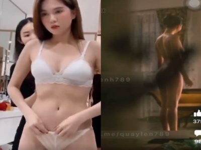 Hot girl Ngọc Trinh lộ hàng khủng trước khi đi làm